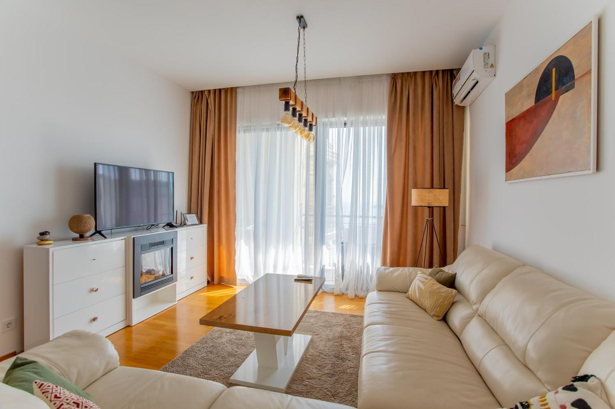 The Dream Getaway & By Devasco Becici (Budva)
